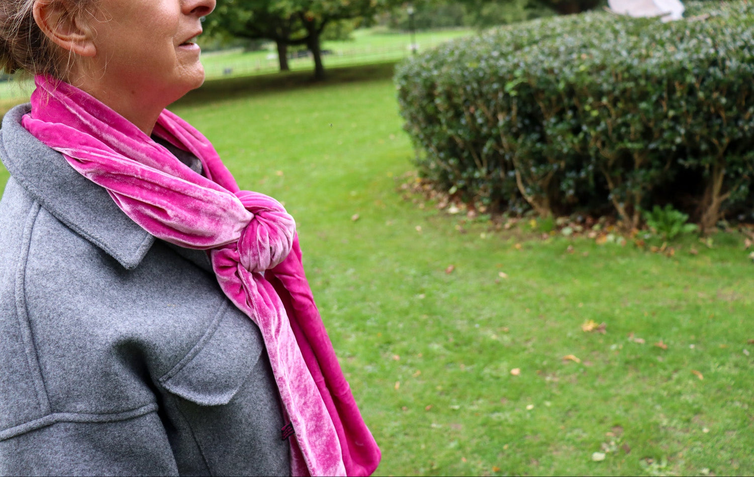 Classic Silk Velvet Scarf Rose