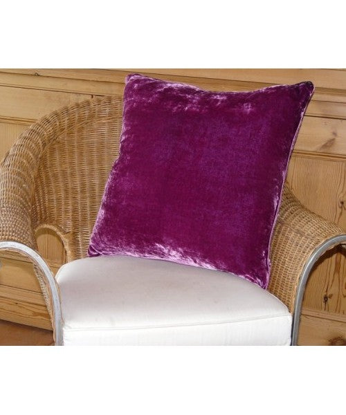 Cushion Silk Velvet Berry